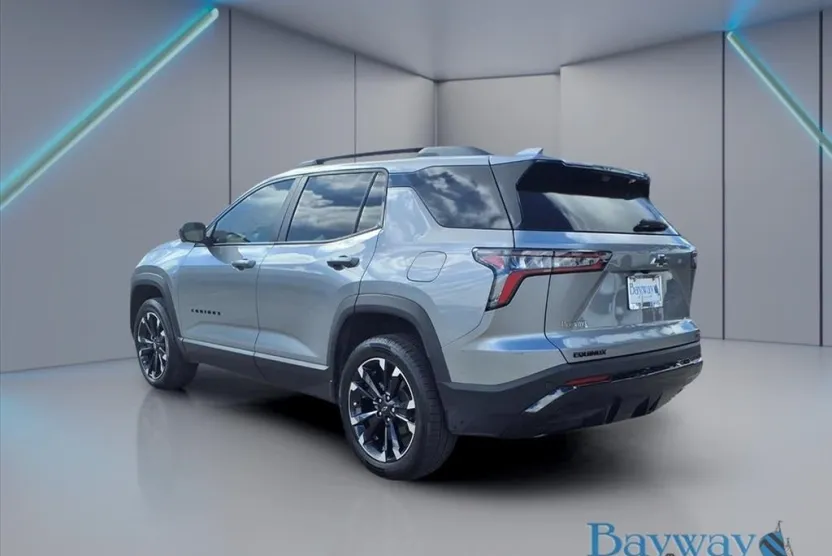 2025 Chevrolet Equinox RS photo 1