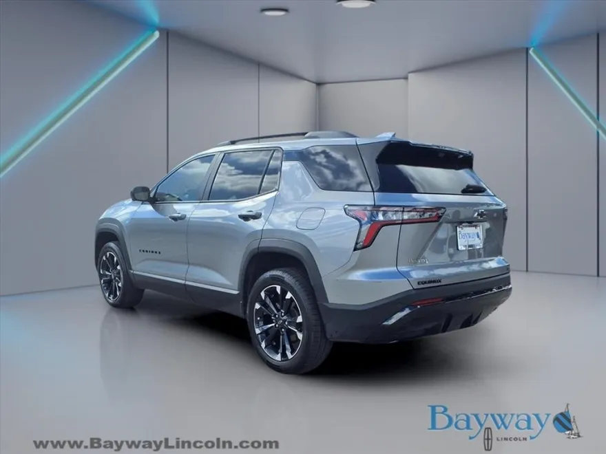 2025 Chevrolet Equinox RS photo 1