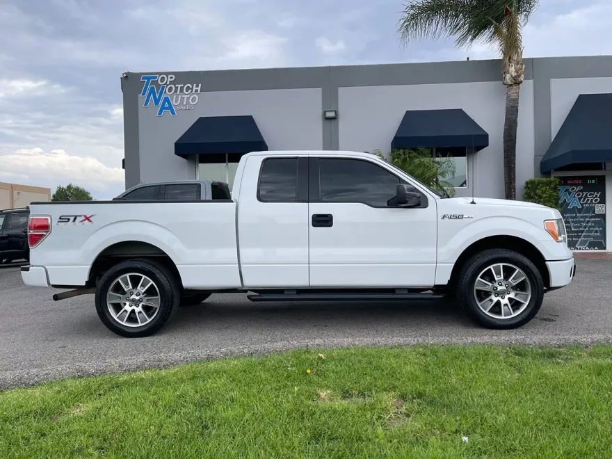 2014 Ford F-150 STX photo 1