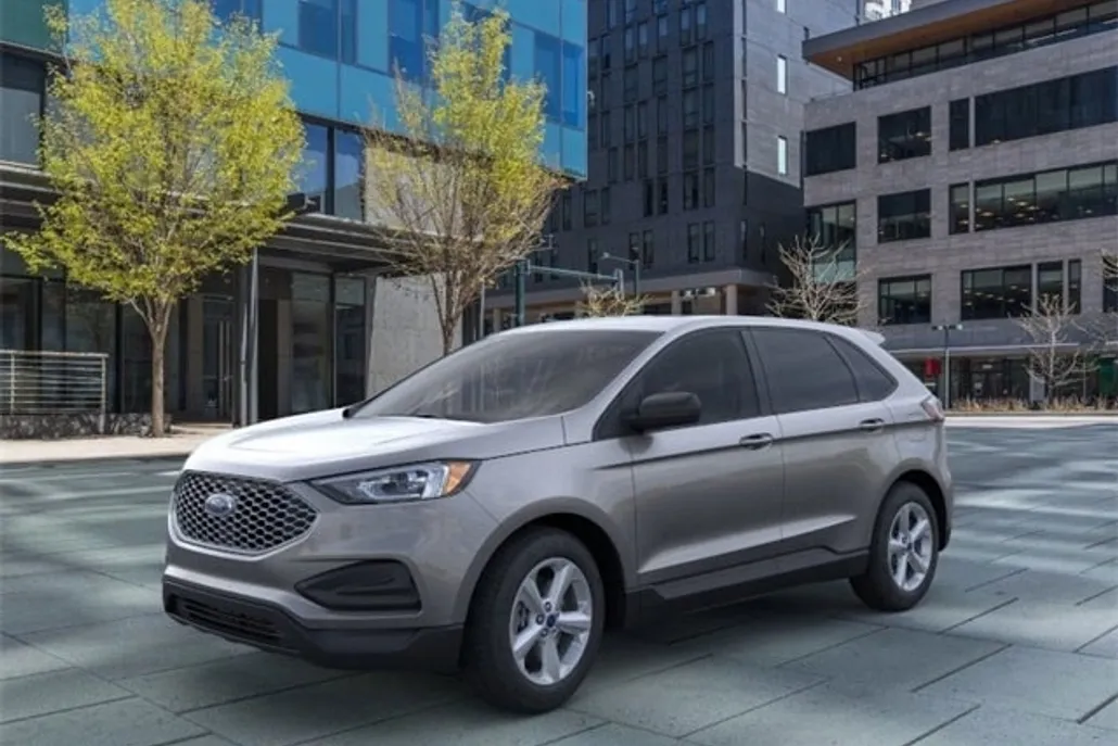 2024 Ford Edge SE photo 1