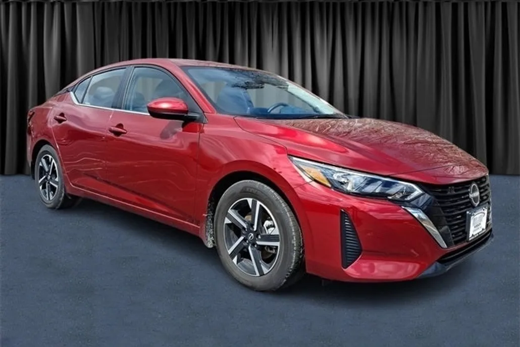 2025 Nissan Sentra SV photo 1