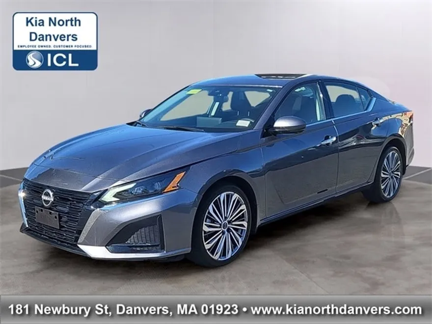 2024 Nissan Altima 2.5 SL photo 1