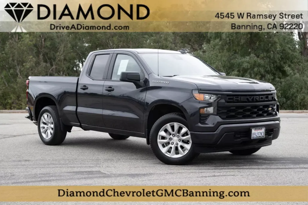 2022 Chevrolet Silverado 1500 Custom photo 1