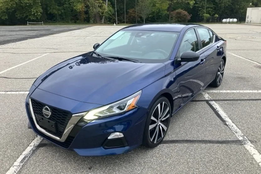 2020 Nissan Altima 2.5 SR photo 1