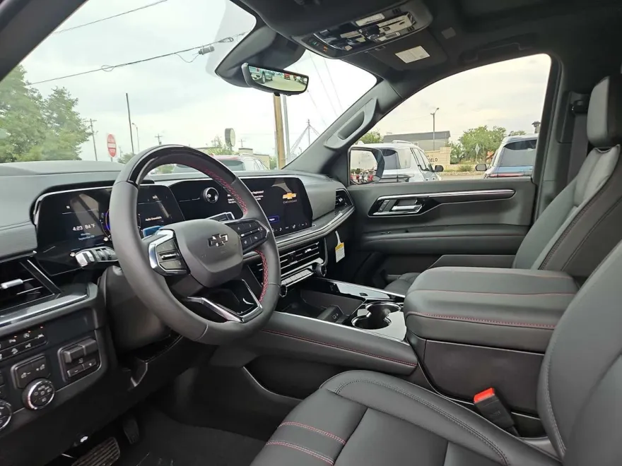 2026 Chevrolet Tahoe RST photo 1