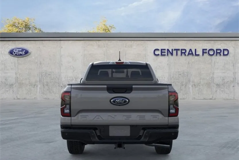 2025 Ford Ranger XLT photo 1
