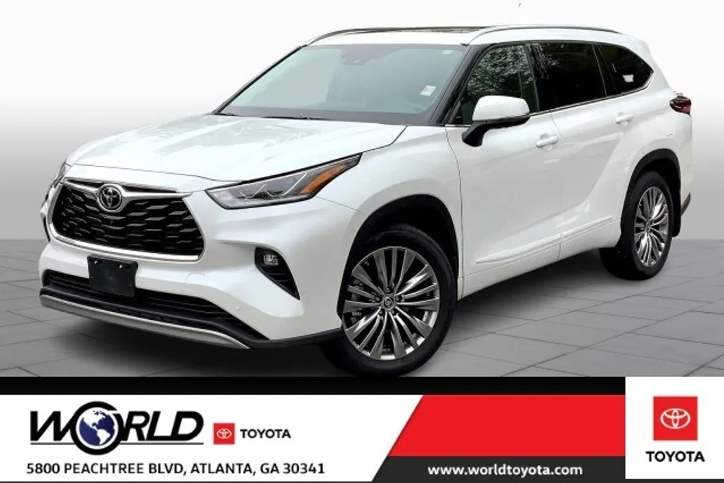 2022 Toyota Highlander Platinum photo 1