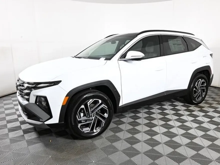 2025 Hyundai Tucson Hybrid Limited photo 1