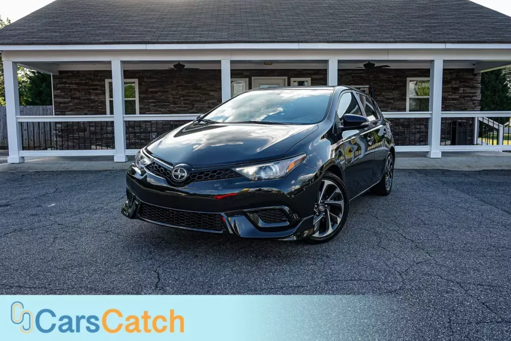 2016 Scion iM photo 1