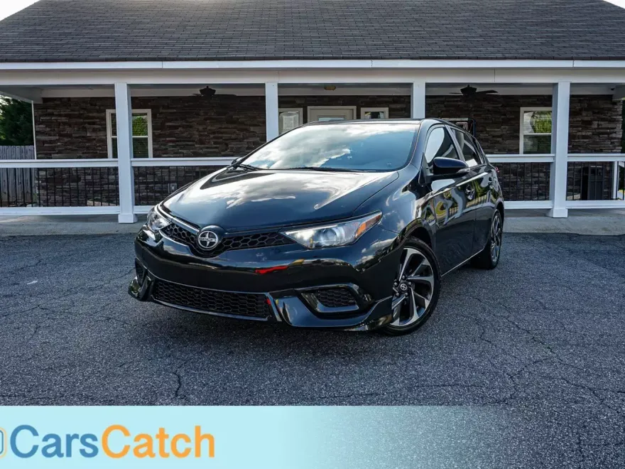 2016 Scion iM photo 1
