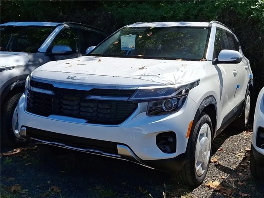 2026 Kia Seltos S photo 1