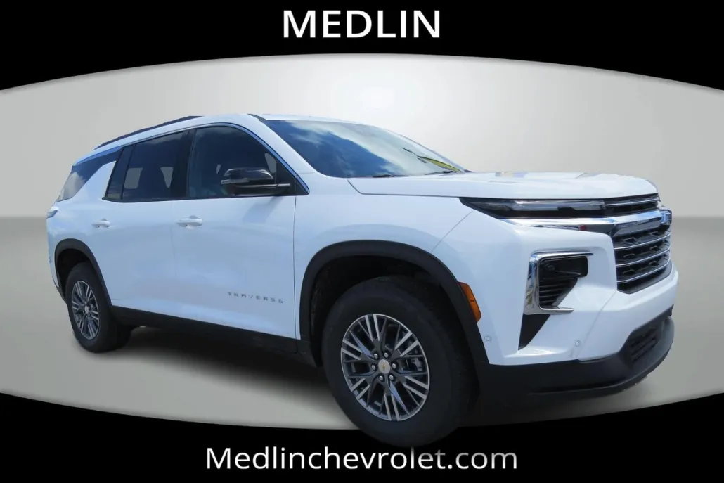2026 Chevrolet Traverse photo 1