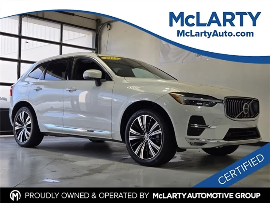 2023 Volvo XC60 B5 Plus photo 1