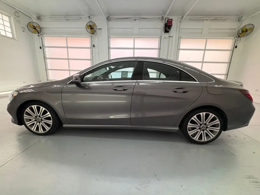 2018 Mercedes Benz CLA 250 photo 1