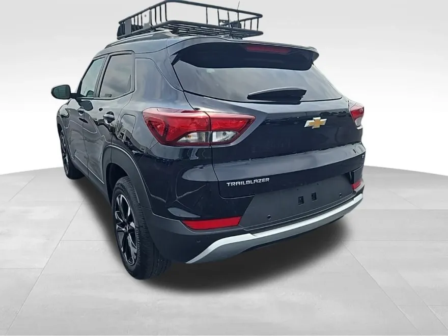 2021 Chevrolet Trailblazer LT photo 1