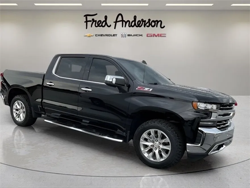 2022 Chevrolet Silverado 1500 LTZ photo 1