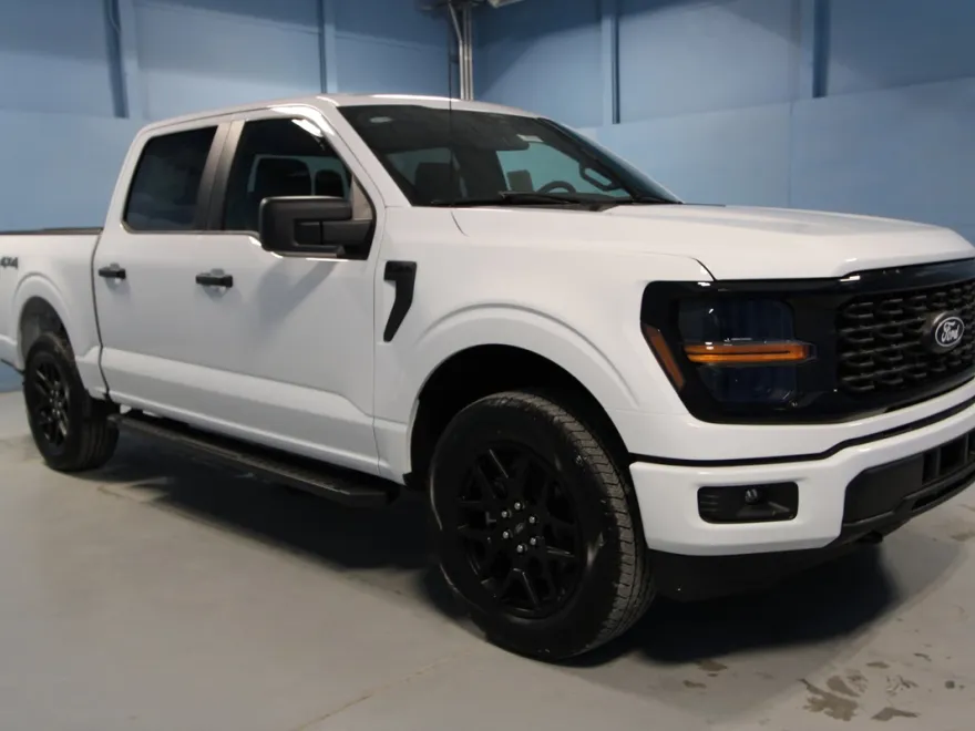 2025 Ford F-150 STX photo 1