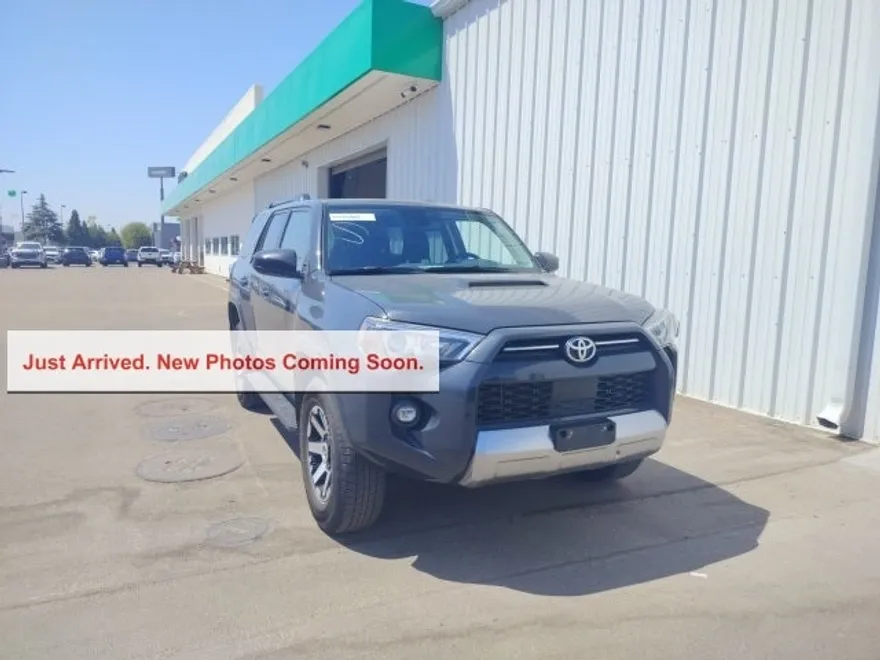2024 Toyota 4Runner TRD Off-Road photo 1