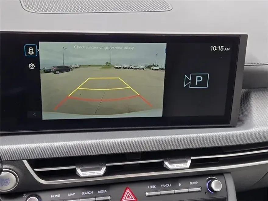 2025 Hyundai Sonata SEL photo 17