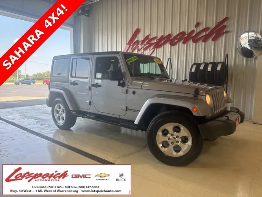 2014 Jeep Wrangler Unlimited Sahara photo 1