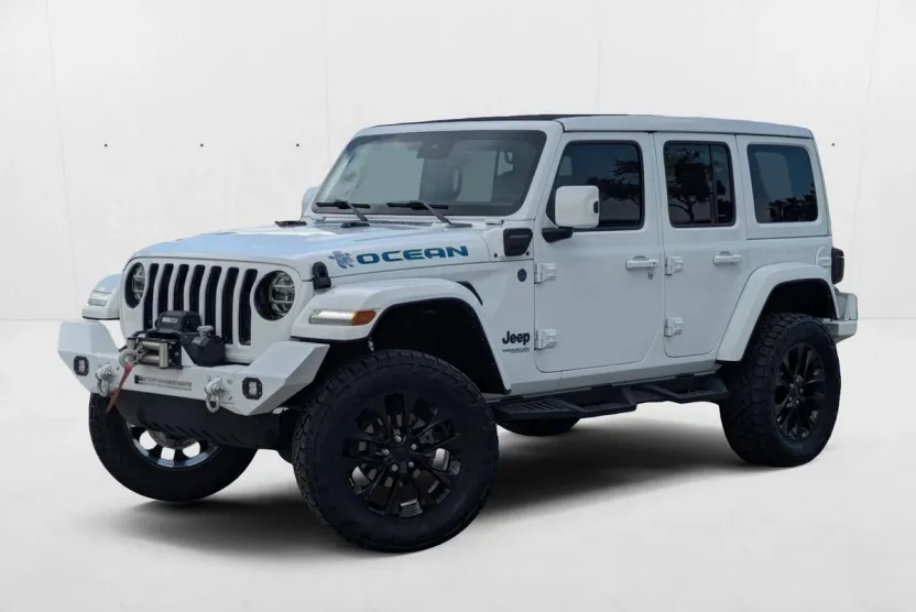 2021 Jeep Wrangler 4xe Unlimited Sahara High Altitude Sport photo 1