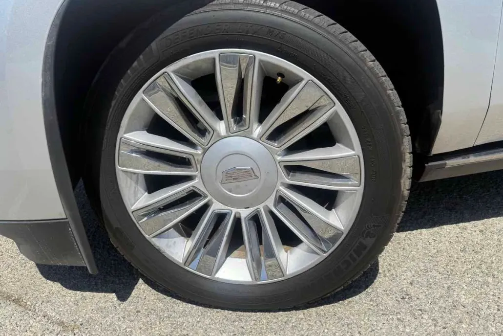 2016 Cadillac Escalade ESV Platinum photo 1