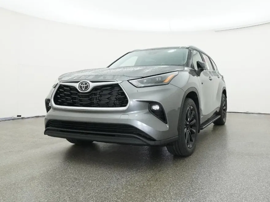 2025 Toyota Highlander XLE Limited photo 1