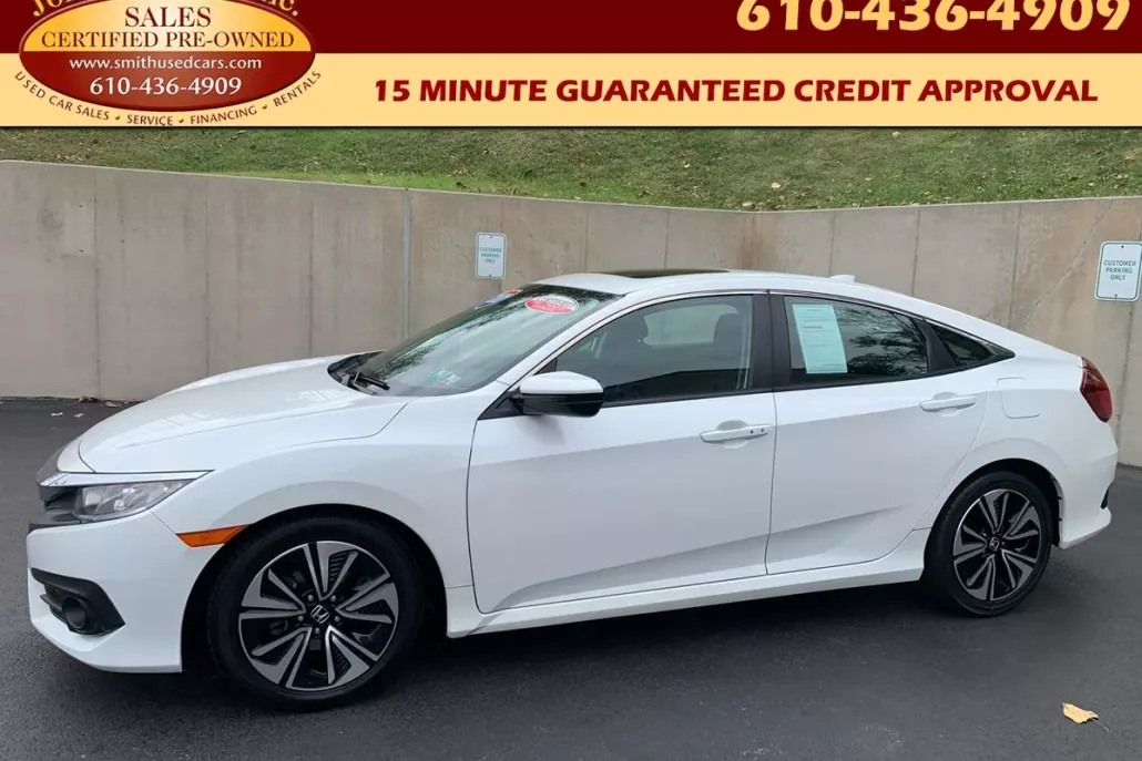 2017 Honda Civic EX-T photo 1