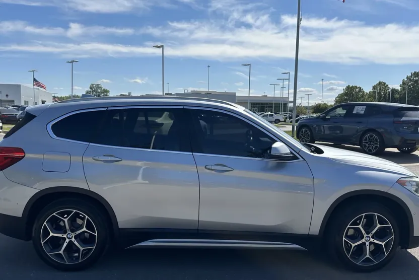 2017 Bmw X1 XDrive28i photo 1
