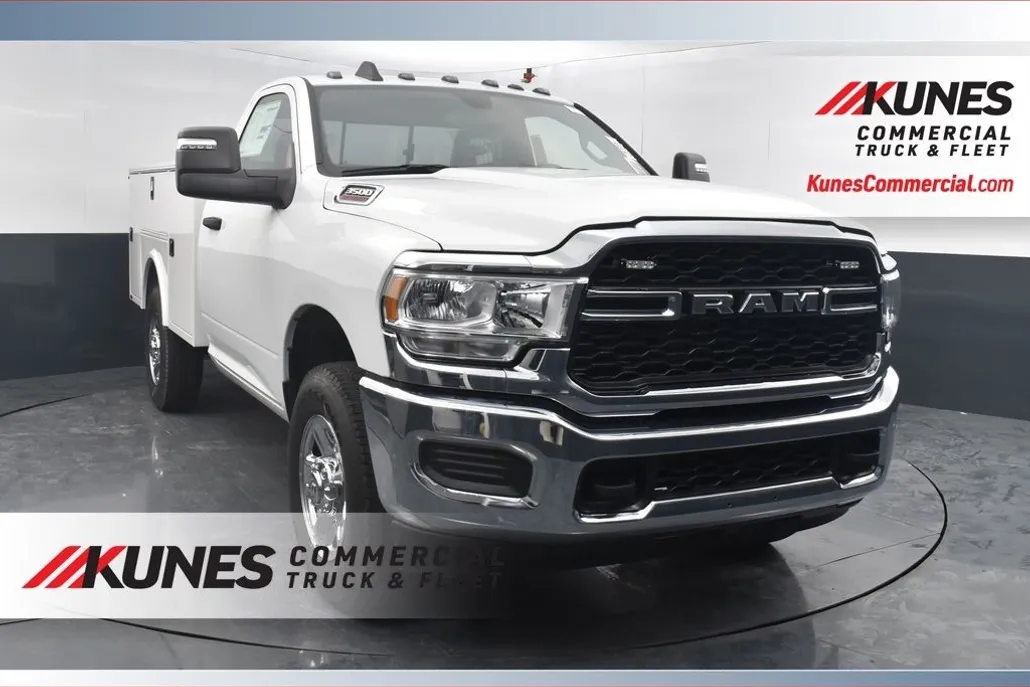 2024 Ram 3500 Tradesman photo 1
