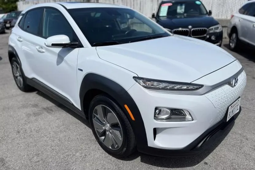 2019 Hyundai Kona Electric Limited photo 1