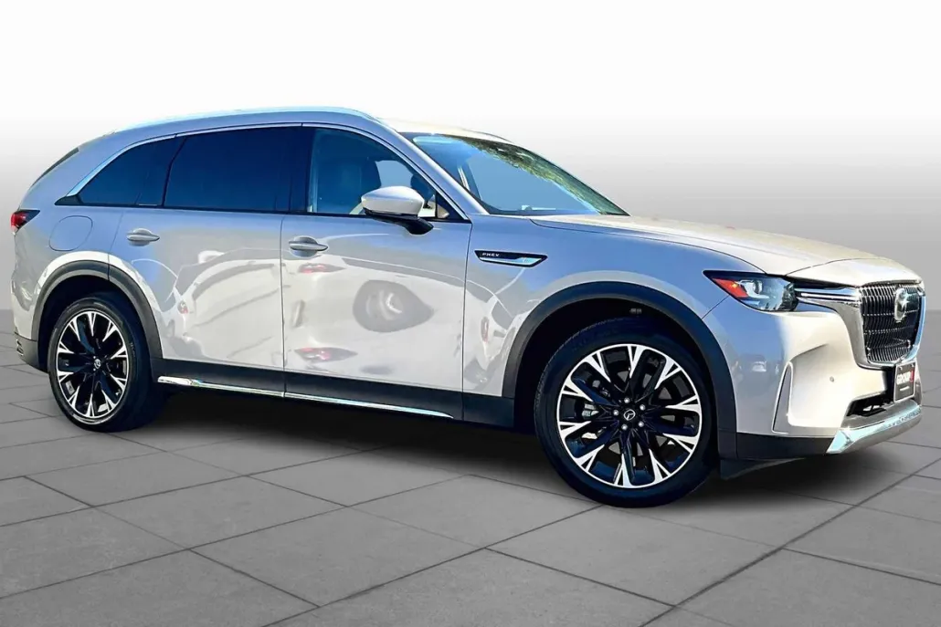 2024 Mazda CX-90 Premium photo 1