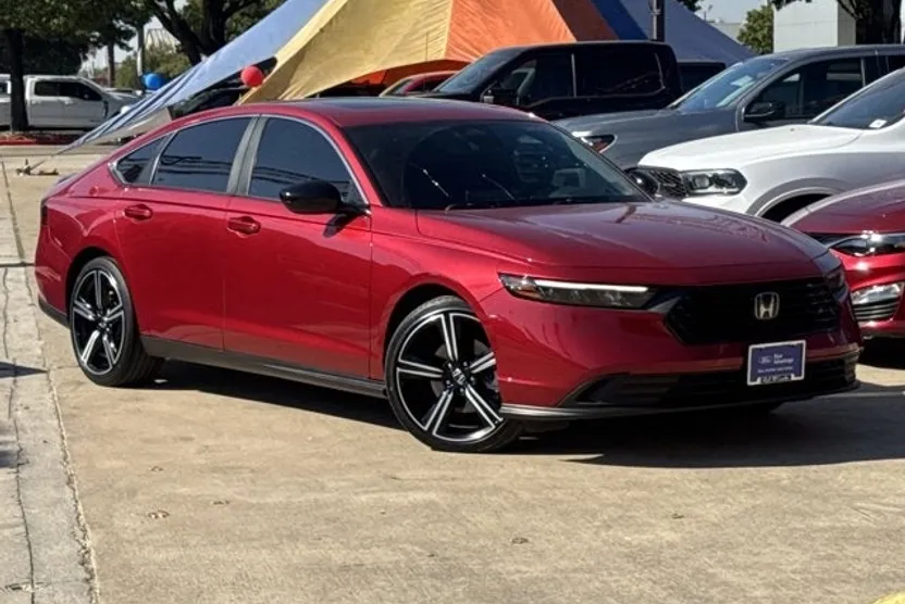 2023 Honda Accord Hybrid Sport photo 1