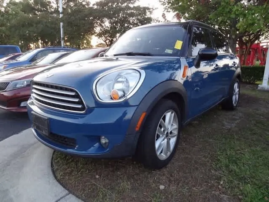 2012 Mini Countryman photo 1
