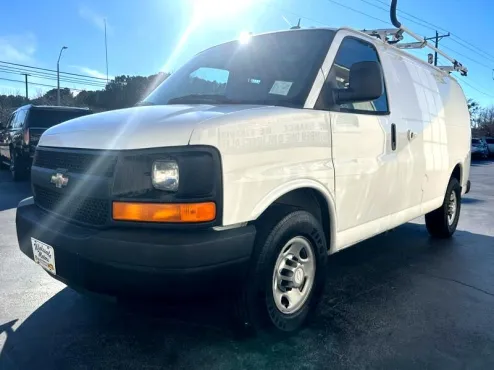 2015 Chevrolet Express 2500 Cargo photo 4