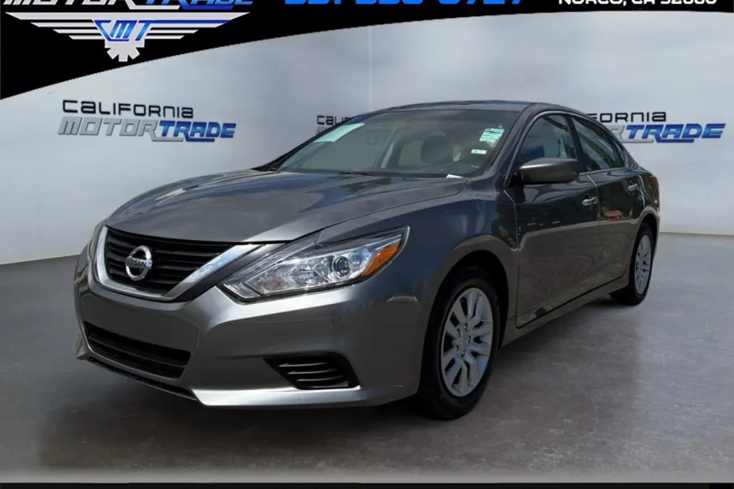 2018 Nissan Altima 2.5 S photo 1
