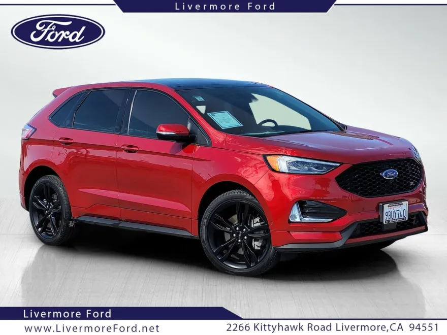 2022 Ford Edge ST photo 1