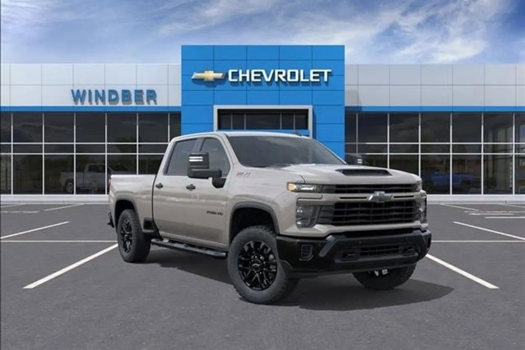 2026 Chevrolet Silverado 2500HD Custom photo 1