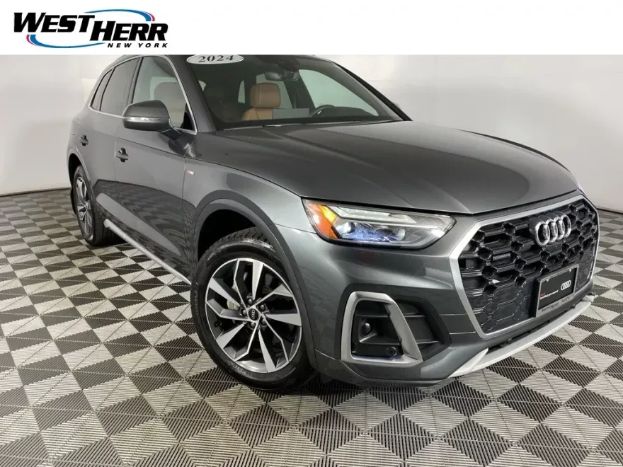 2024 Audi Q5 45 S line Premium Plus photo 1