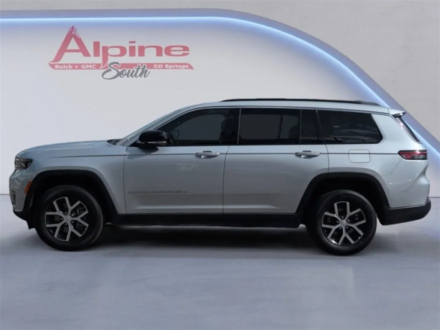 2024 Jeep Grand Cherokee Limited photo 1