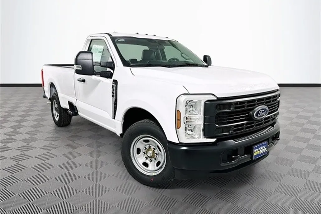 2026 Ford F-350 XL photo 1