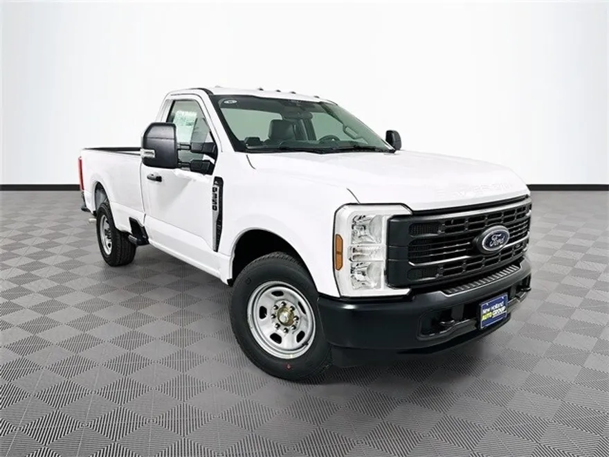2026 Ford F-350 XL photo 1