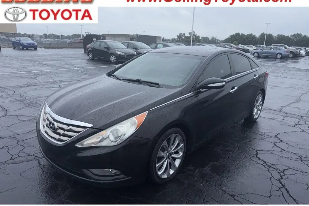 2011 Hyundai Sonata Limited photo 1