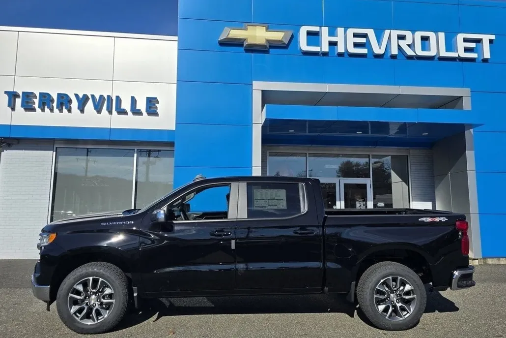 2025 Chevrolet Silverado 1500 LT photo 1