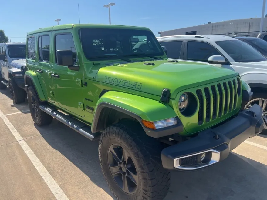 2018 Jeep Wrangler Unlimited Sahara photo 1