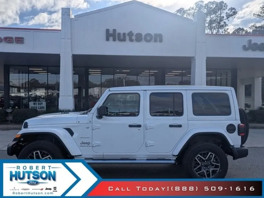 2024 Jeep Wrangler Sahara photo 1