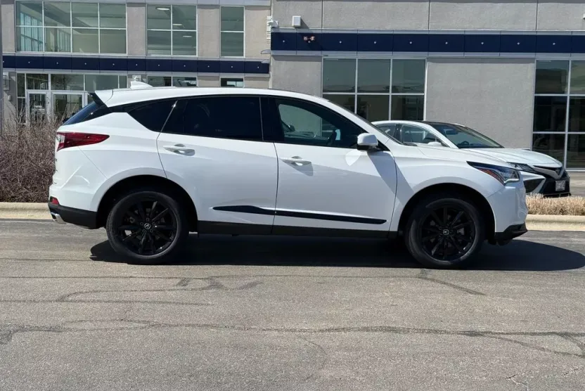 2025 Acura RDX Base photo 1