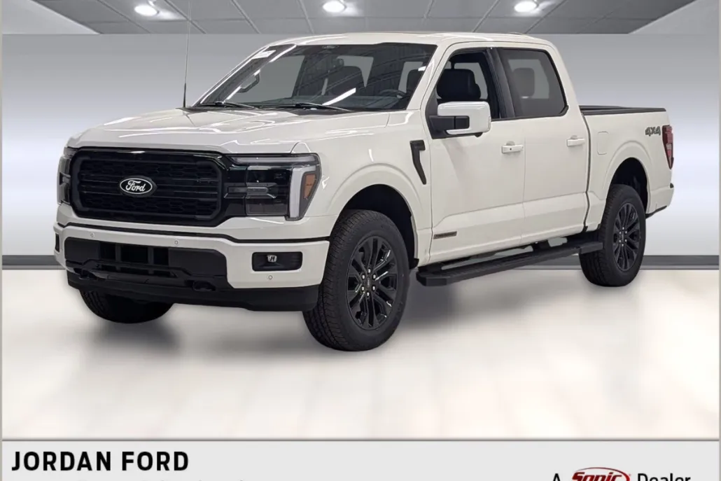 2025 Ford F-150 Lariat photo 1