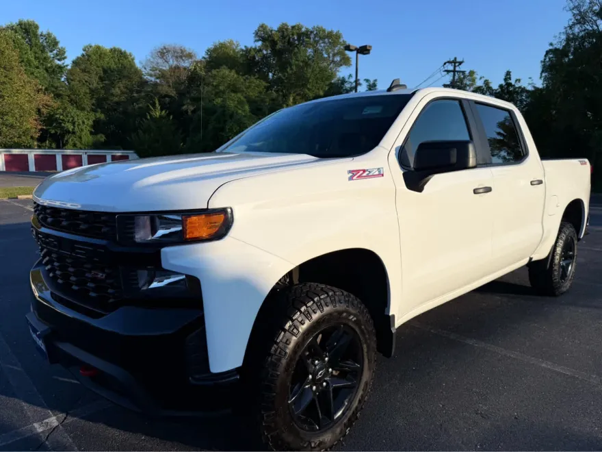 2022 Chevrolet Silverado 1500 Custom Trail Boss photo 1