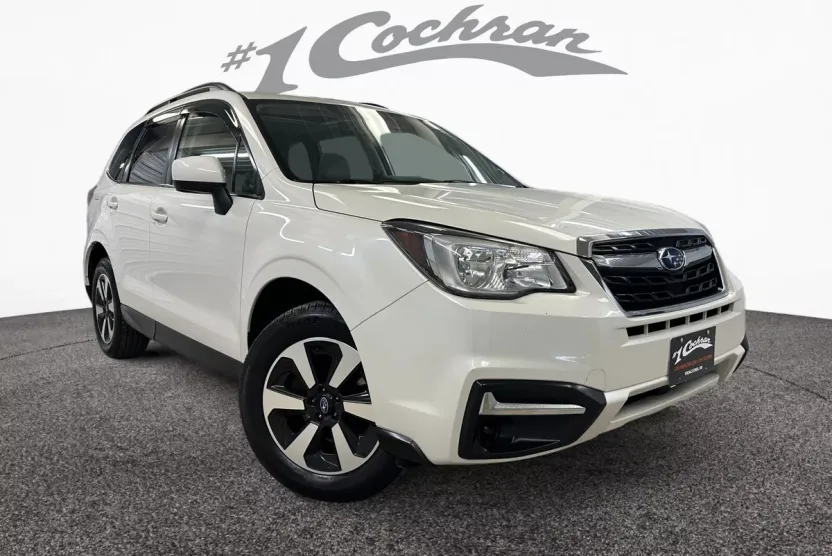 2017 Subaru Forester Premium photo 1
